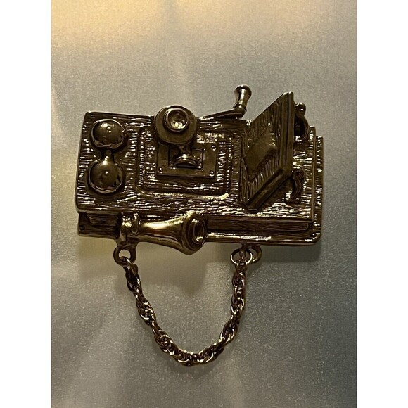 1928 Jewelry - 1928 Brand Old Telephone Brooch Gold Tone. RARE